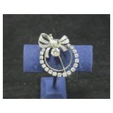 18 K WHITE GOLD DIAMOND BROACH