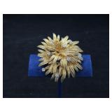 10 K YELLOW GOLD & DIAMOND BROACH
