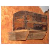 SMALL WOODEN CHEST