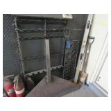 LEVELS/CROWBARS AND METAL DRILL HOLDER