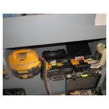 DEWALT STAPPLES AND VACCUUM CLEANER