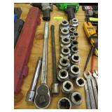 RATCHET AND SOCKET SET 3/4 INCH