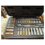 SOCKET SET