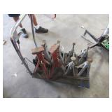 Approx. 8 Hydraulic Stands