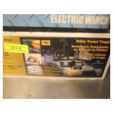 SUPER WINCH 2,000 LBS