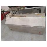 TRUCK TOOLBOX WITH FUEL TANK