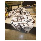 2XL INSULATED WHITE CAMO COVERALLS GOOD