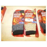 2 NEW MENS HEATED SOCKS SIZE 10-13
