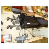 GOLDEN BEAR GOLF SET W/BAG & BALLS