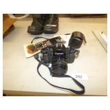 CANON AE-1 35MM CAMERA 2 LENSES & BOOKS