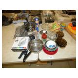 ASSORTED KITCHEN ITEMS