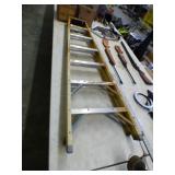 7' FIBERGLASS STEP LADDER