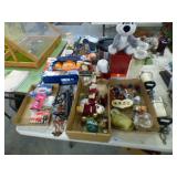TOYS & DECOR