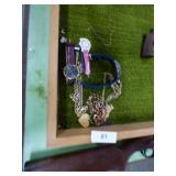 WATCHES & JEWELRY