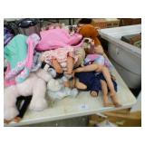 DOLLS & STUFFED TOYS