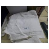 5 LARGE TOWELS