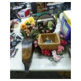 ASSORTED DECOR