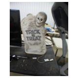 BLOW MOLD HALLOWEEN DECOR