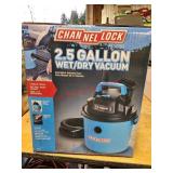 NIB wet/dry vacuum- garage