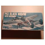 P61 Black Widow With Crewmen (living room)