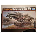 Trumpeter German Brï¿½ckenleger IV b (living room)
