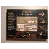 Eduard Strip Down Piper L-4 (living room)