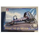 Tamiya / Vought F4U-1D Corsair 1/48 (living room)