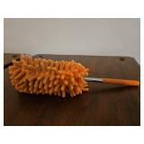 Extendable duster - upstairs