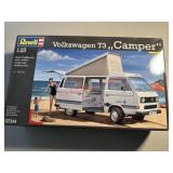 Revell 07344 1:25 Volkswagen T3 Camper (living
