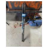 Crowbar (garage)