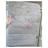 Bath mat - upstairs