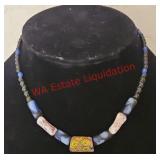 Necklace (office)
