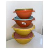 Vintage TupperWare Set (kitchen)