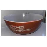 vintage Pyrex "Autumn Harvest" mixing bowl