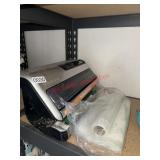 Food Saver Vacuum And Seal Bar (pantry)
