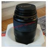 Canon EF 100mm f/2.8 Macro USM Lense (dining