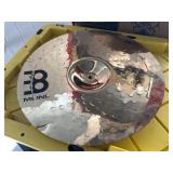 16 in cracked symbol for repurposing (Bach house)