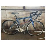 Giant TCX cyclocross bicycle. (garage)