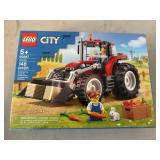 Sealed Lego Tractor 148PCs            (Back Room)
