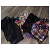 Lot of Mainly Medium Leggings Athletic lot