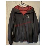 ARCTERYX XL Mens Jacket         (Back house)