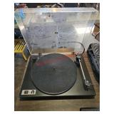 U Turn audio turntable, untested- garage