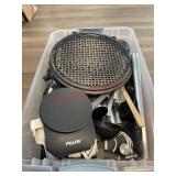 Kitchen utensils lot (backhouse)