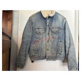 Vintage Levi Denim Jacket SZ 40R