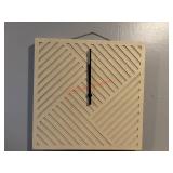 19X19 Wood Decor Clock NEW             (Back