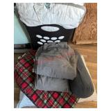 Twin Size Sheets, Throw  and Pillows Lot