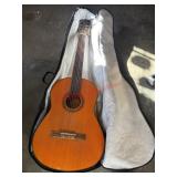 La Primera LC 140 Acoustic Guitar in case