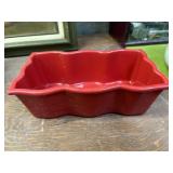 Chantal Bakeware Unique Loaf Pan      (Garage