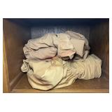 Shelf lot (hallway closet)