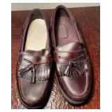 Menï¿½s shoes size 10(master closet)
